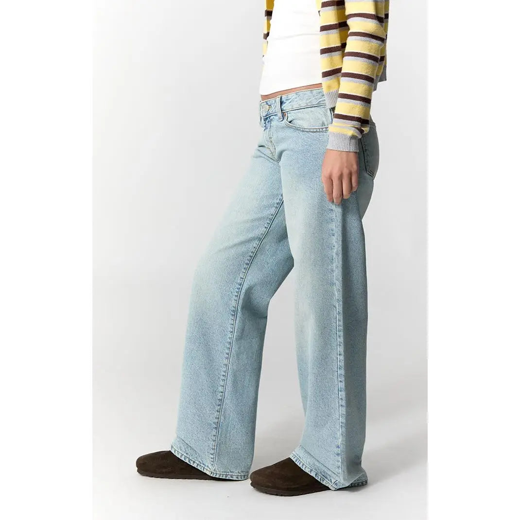 Pacsun Women'S Zoe Low Rise Girlfriend Jeans Light Blue Wash